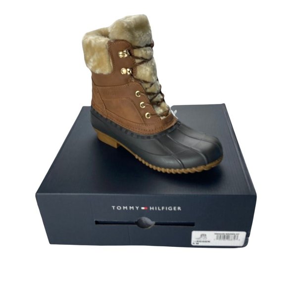 TOMMY HILFIGER rain boot womens Reisen Faux Fur Detail Lace-Up Boot 6M - Picture 6 of 9